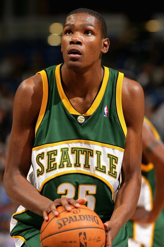 NBA生涯首秀15周年纪念日 杜兰特再迎两项里程碑